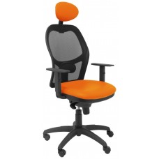 PIQUERAS Y CRESPO Silla Jorquera malla negra asiento similpiel naranja con cabecero fijo en Huesoi