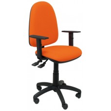 PIQUERAS Y CRESPO Silla Tribaldos naranja con brazos regulables en Huesoi