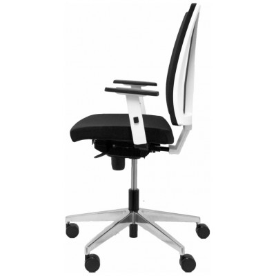 PIQUERAS Y CRESPO NOWY STYL Silla Navigo blanca con respaldo malla asiento bali negro en Huesoi