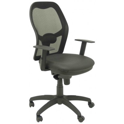 PIQUERAS Y CRESPO Silla Jorquera malla negra asiento similpiel negro en Huesoi