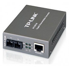 TP-LINK-CONVERSOR MC200CM en Huesoi