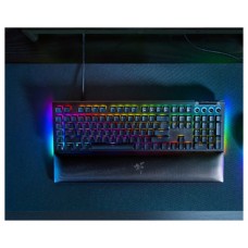 TECLADO RAZER BLACKWIDOW V4 GREEN SWITCH (USA) (RZ03-04690100-R3M1) (Espera 4 dias) en Huesoi